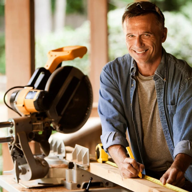 Marceneiro Aqui - Marceneiro 03